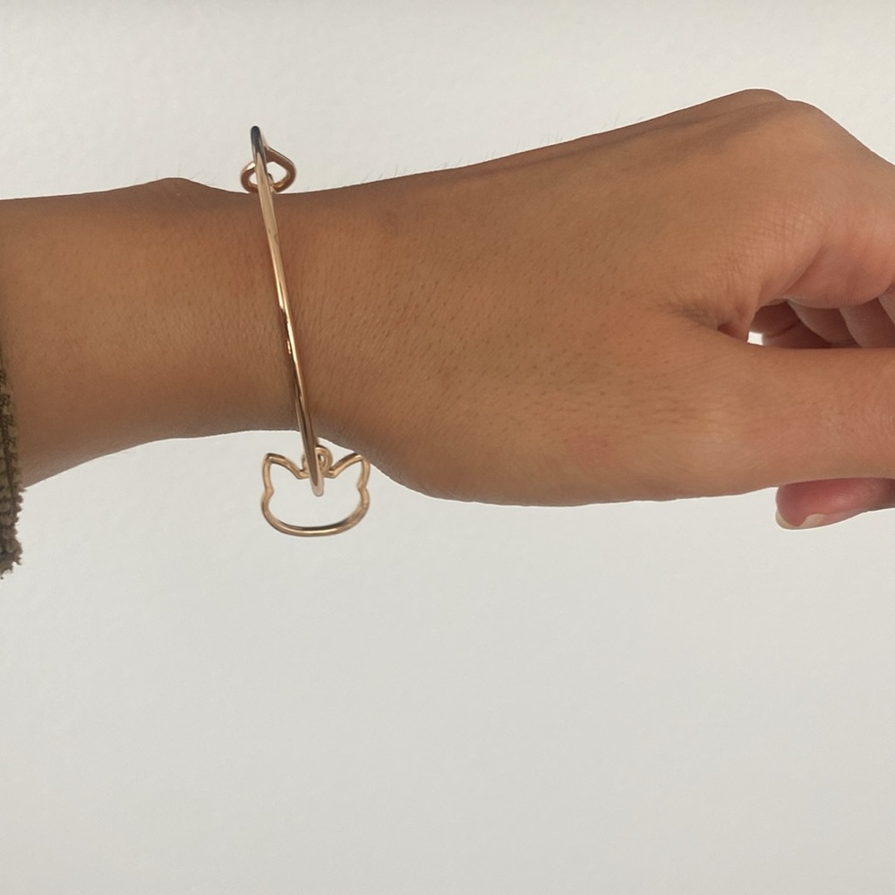 Gold Cat Charm Bracelet - Picture 3 of 3